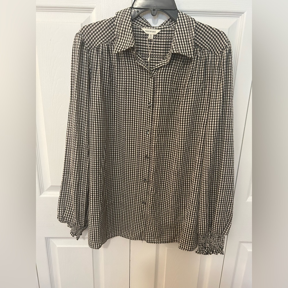 Max Studio Black and White Plaid Blouse. New with tags XL